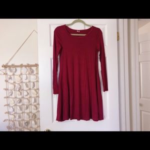 burgundy maroon red long sleeve dress